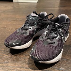 Nike renew- running shoes (size 7)
